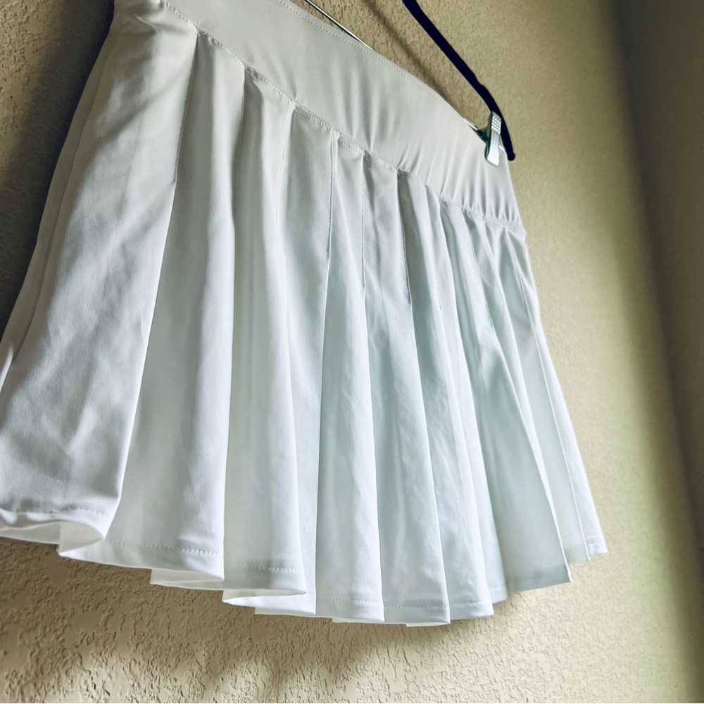 Prince Women's Match Pure White Pleated Tennis Skort, size M - Picture 5 of 13